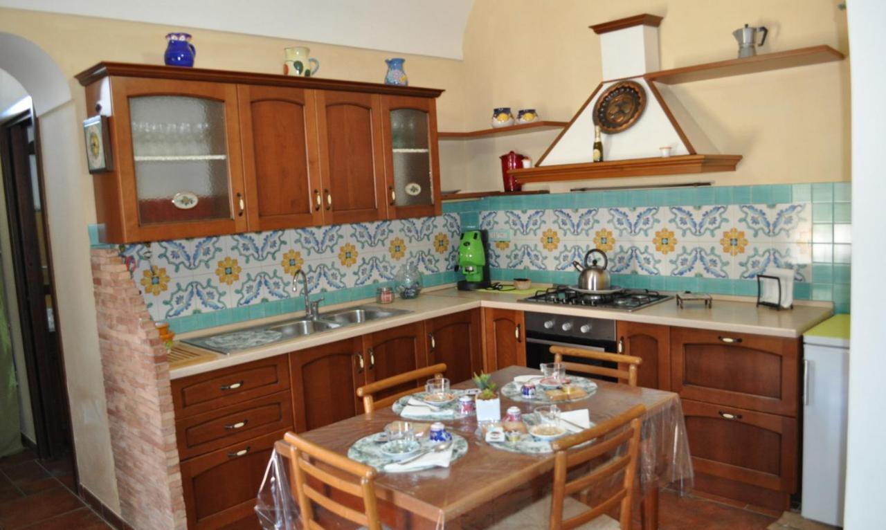 Contrada Vigna Bed & Breakfast Vietri Bagian luar foto